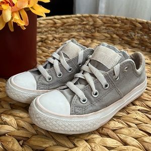 Converse AllStar little girls size 11